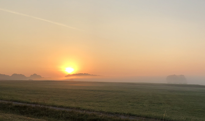 sonnenaufgang_feld