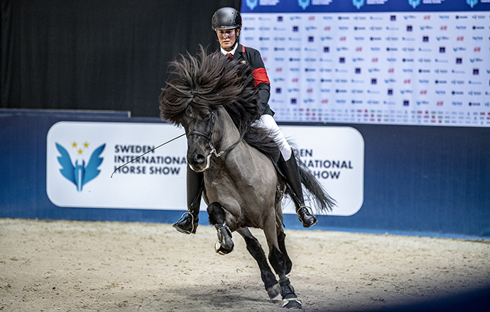 lisa_droesull_toelt_curve